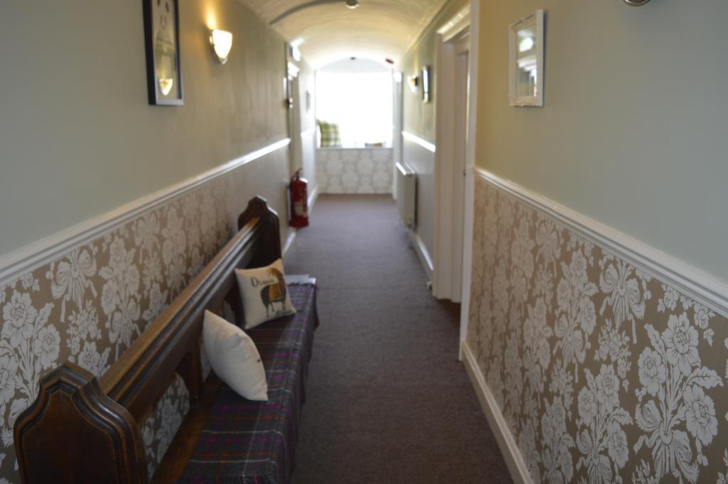 The Littleton Arms Hotel Penkridge Kültér fotó