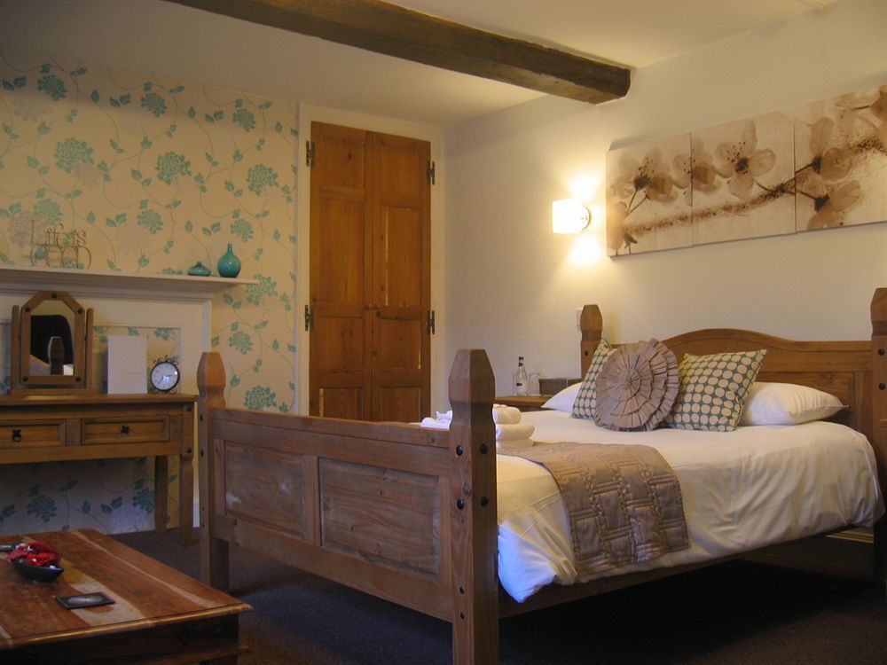 The Littleton Arms Hotel Penkridge Kültér fotó
